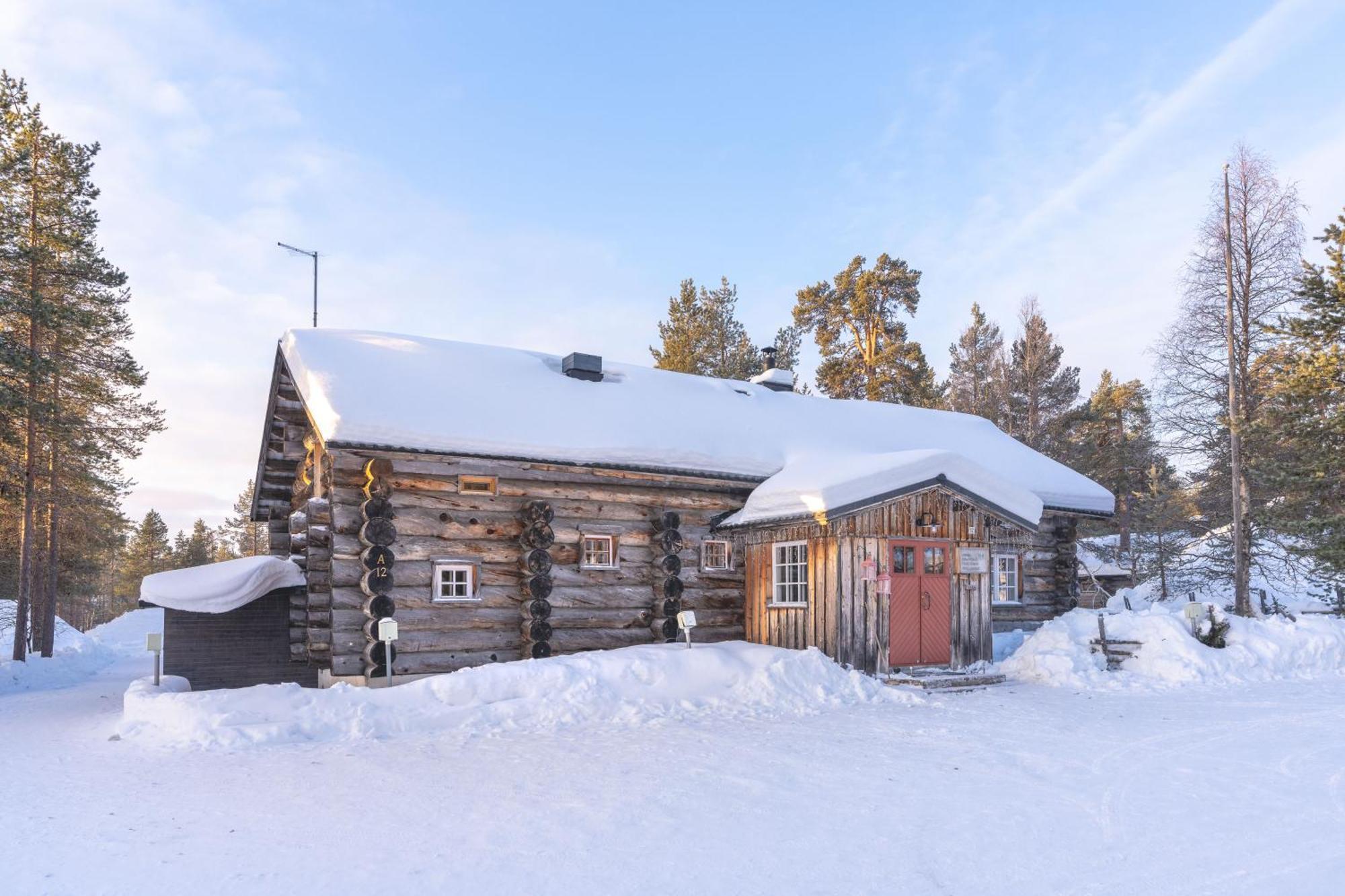 Kuukkeli Apartments Pikku-Hirvas Ja Porotokka Saariselka Exterior photo